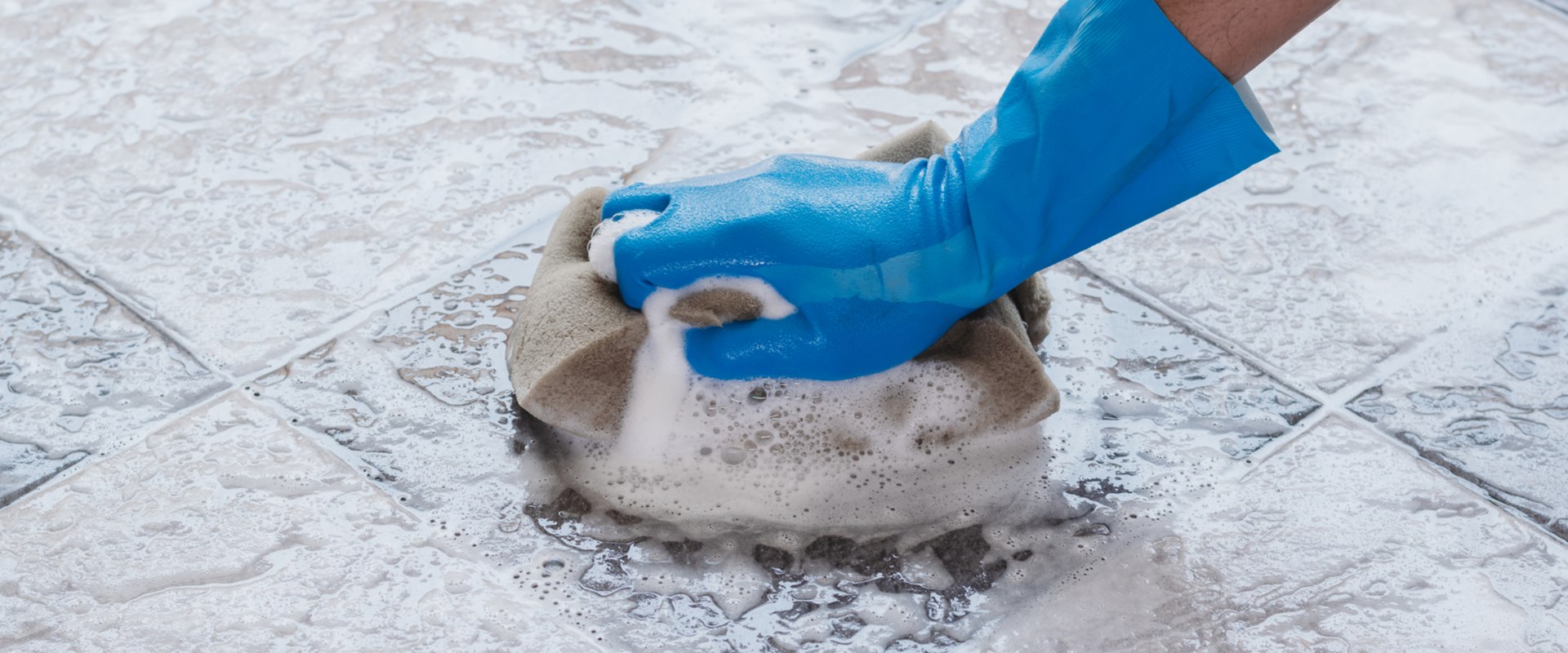 Home Remodeling in Chandler, AZ: Why Landscape Contractors and Interior Upgrades Should Work Hand in Hand