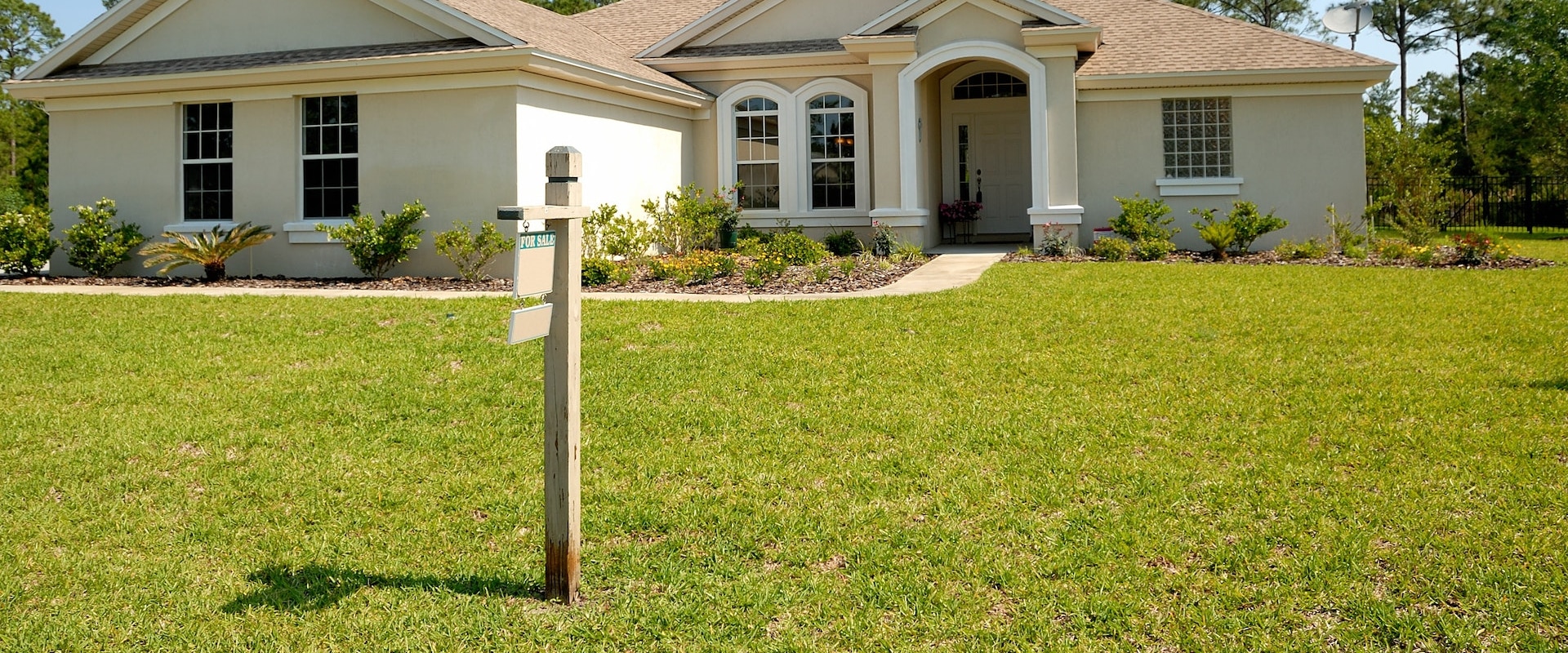Top Lawn Care Services Provided By Northern Virginia Landscape Contractors